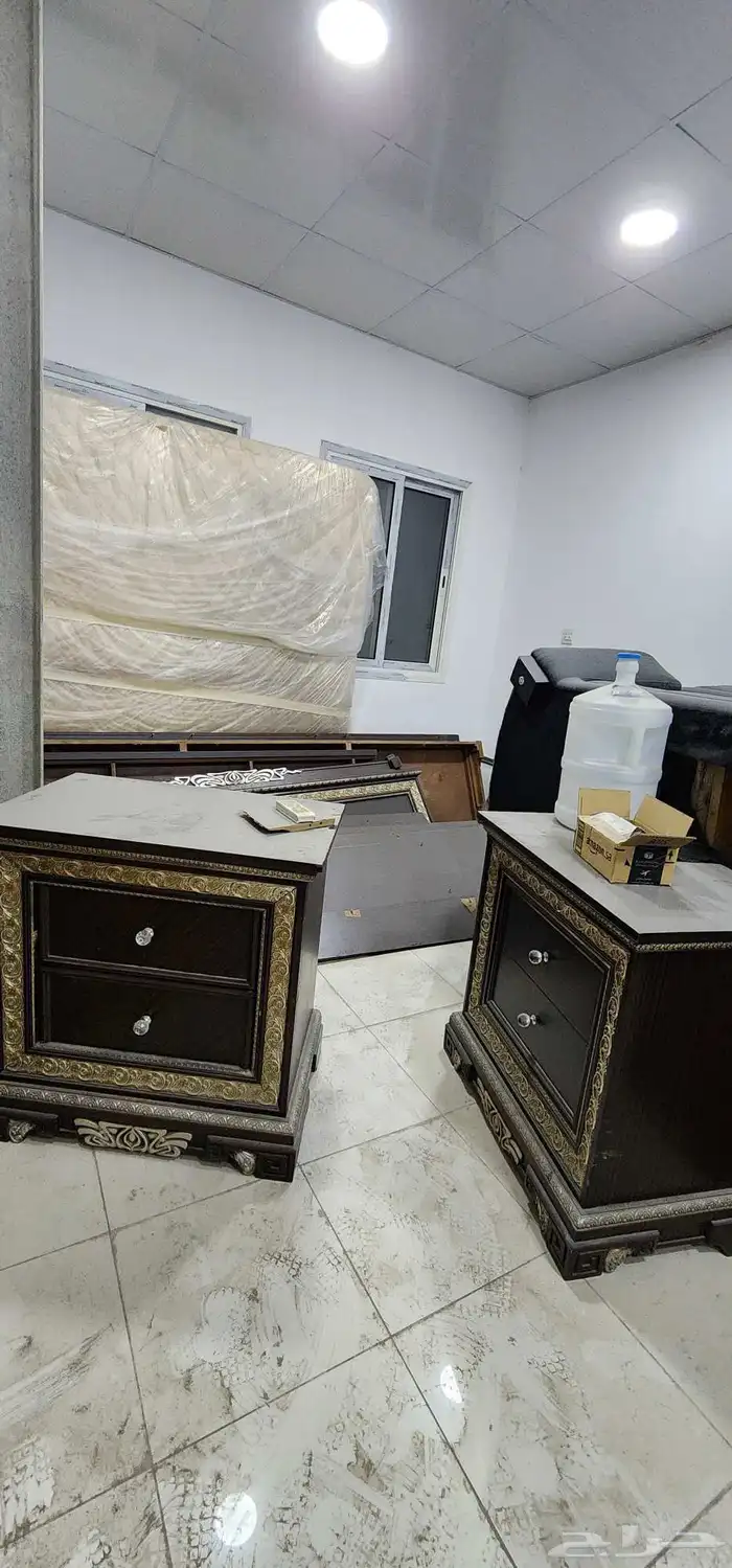 غرفة نوم وطقم جلوس 0