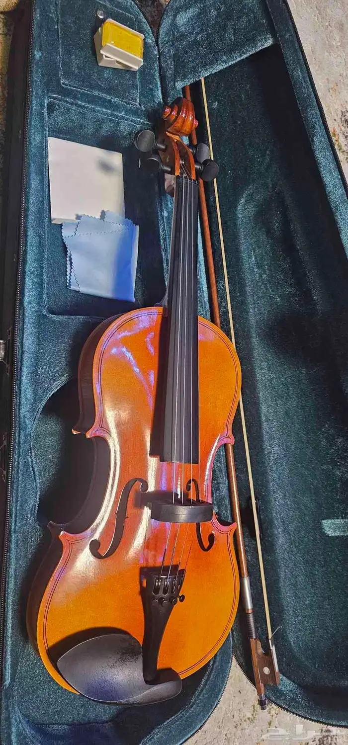 كمان الة موسيقية مع الشنطة 1