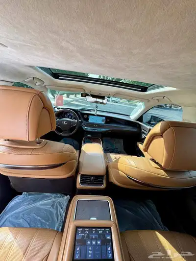 لكزس LS500 هايبرد 8
