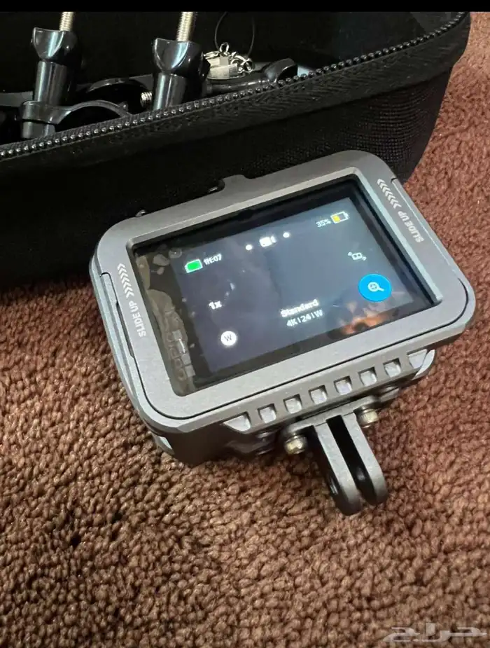 كاميرا جوبرو هيرو 10  ترايبود احترافي 4