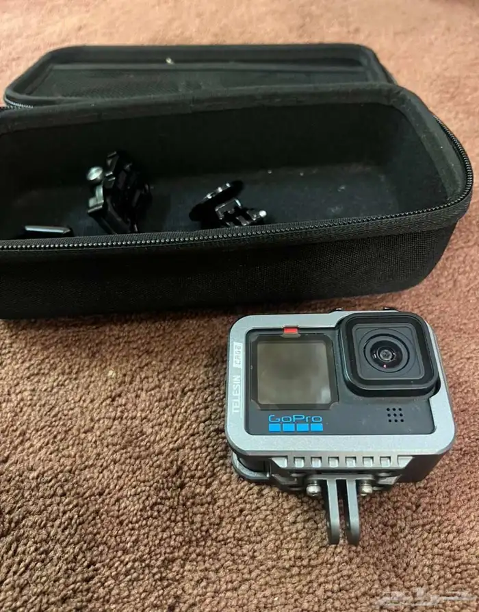 كاميرا جوبرو هيرو 10  ترايبود احترافي 3