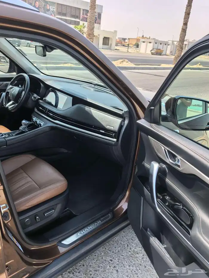 Changan CS95 13