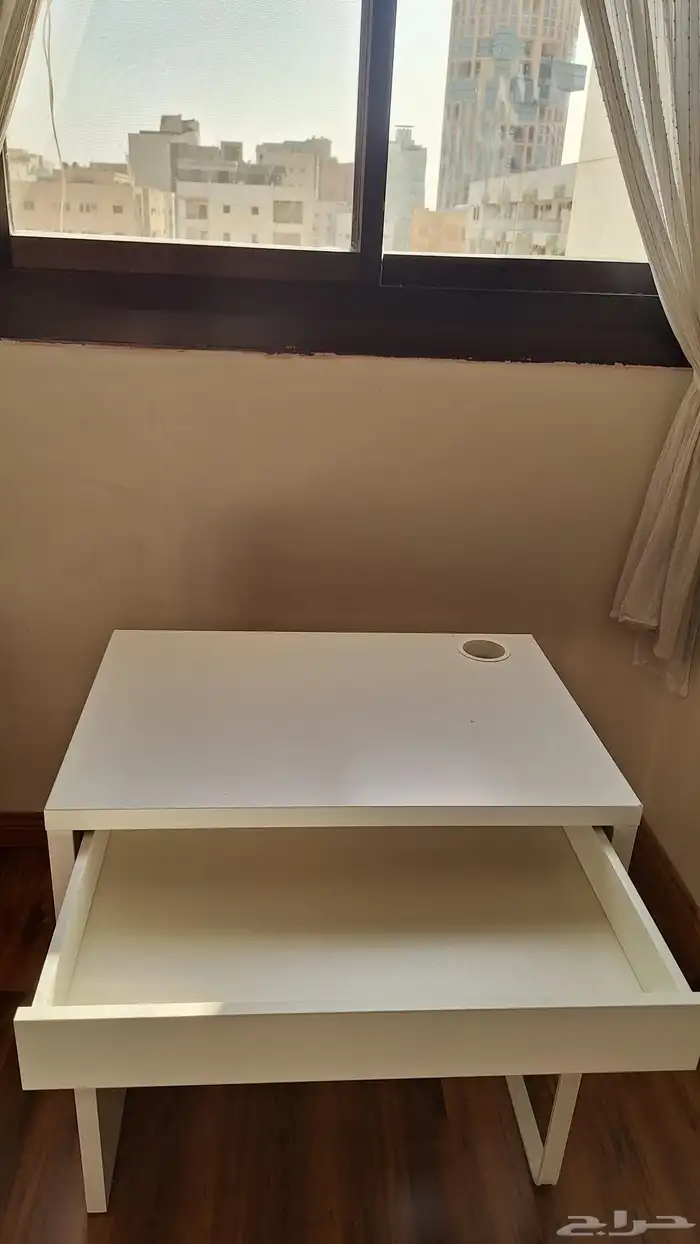 طاوله مكتب 1