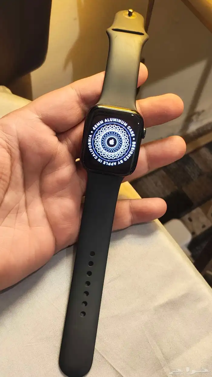 Apple Watch Series 8 45mm GPS Smartwatch 6