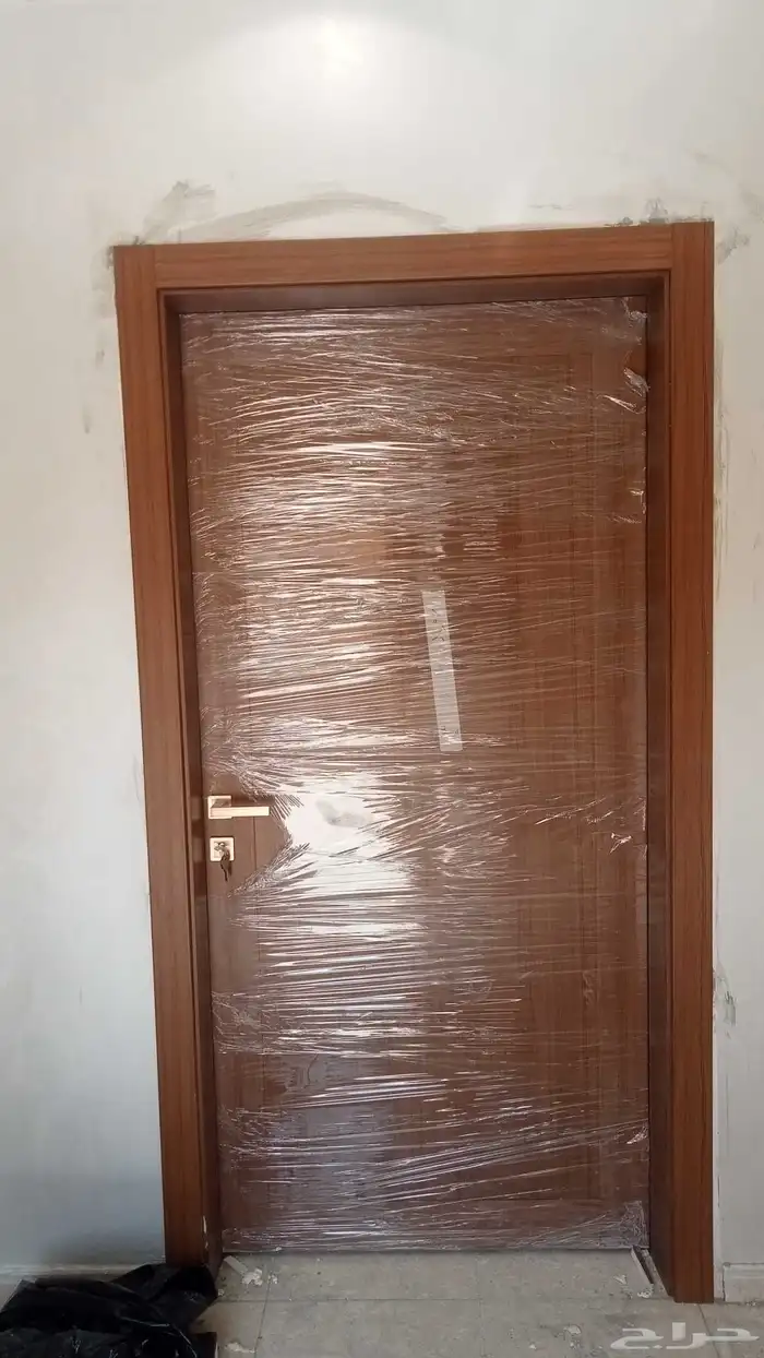 فني تركيب ابواب بي سي 4