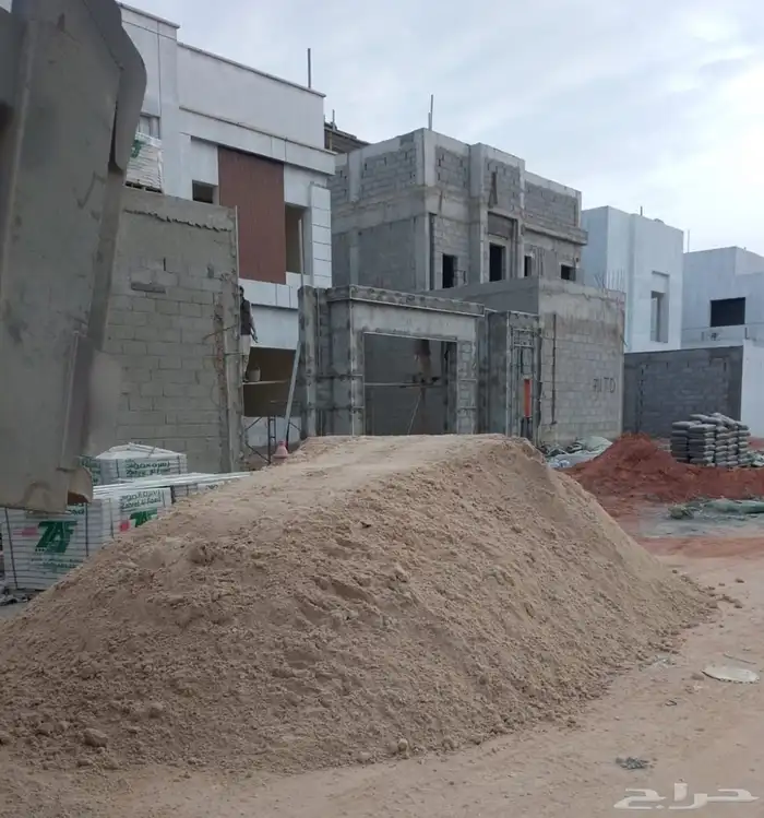 رمل احمر صافي رمل بناء رمل لياسه 6