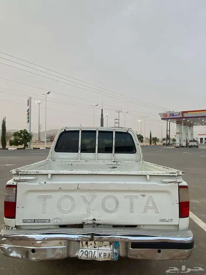 هايلكس 2002نضيفه جدا 3