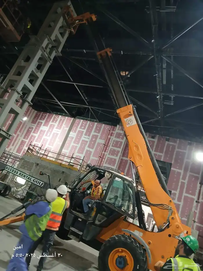 Forklifts Cranes And a caesar turnip Marleft jcb crane  JCB 2
