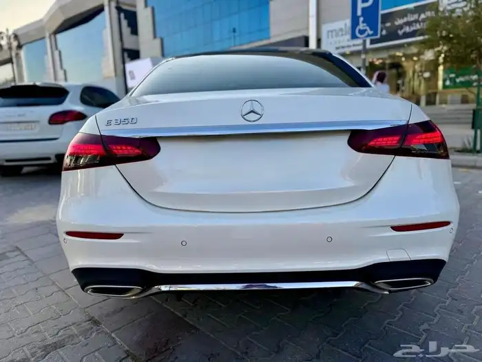 مرسيدس E300 4