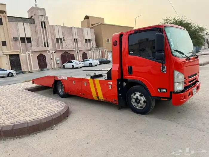 سطحةنقل الباصات و الدينات و السيارات الجديدة و المصدومة 1