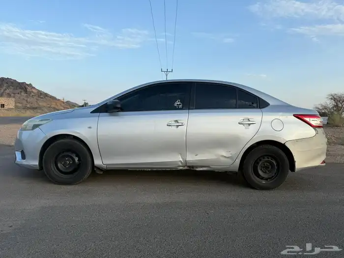 تويوتا يارس 2014 2