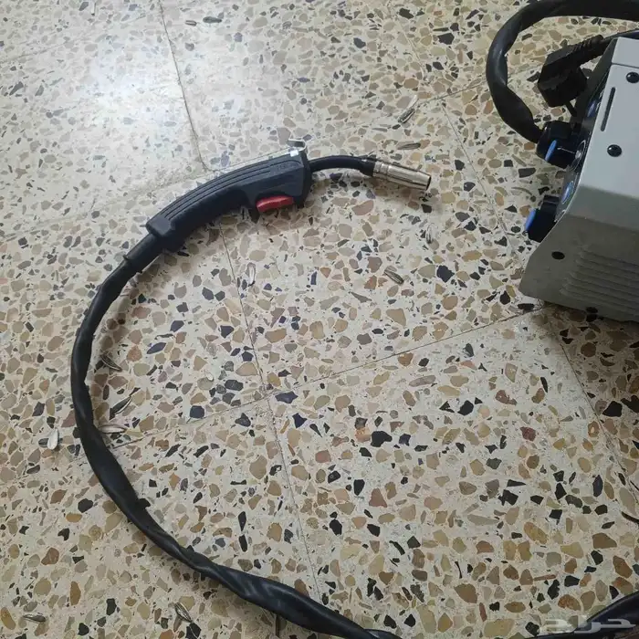مكينه لحام 2