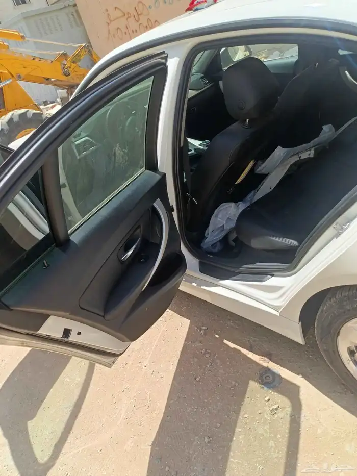 بي ام دبلوه ديزل 320موديال 2015 4