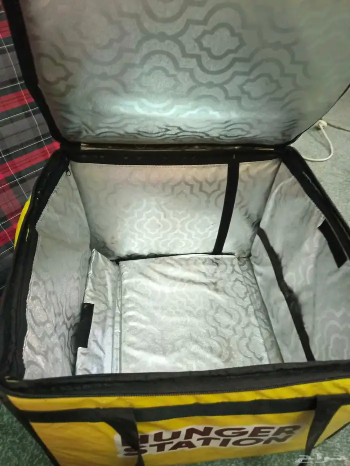 شنطة توصيل طلبات هنجرستيشن مستخدم نظيف 1