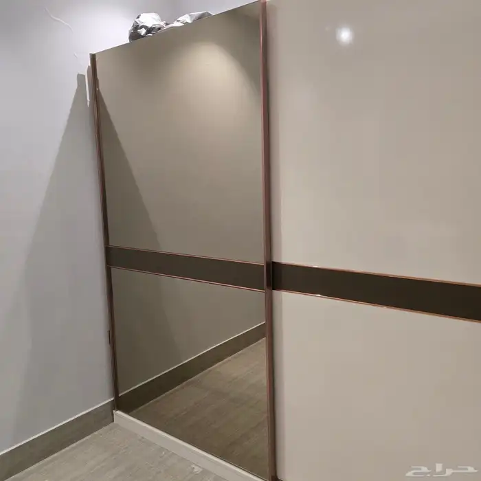 دولاب للبيع 1