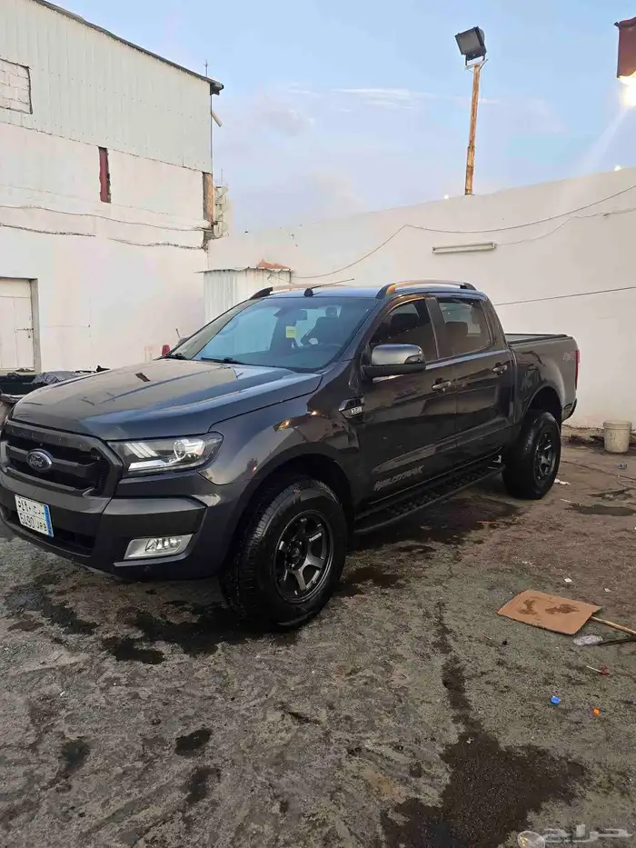رينجر فورد موديل 2019 اعلى فئة wildtrak نظيف 1