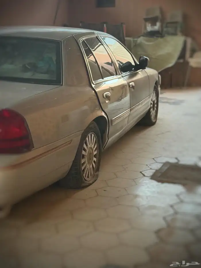 فورد جراند ماركيز 2006 (مسقطة اللوحات) للبيع 1