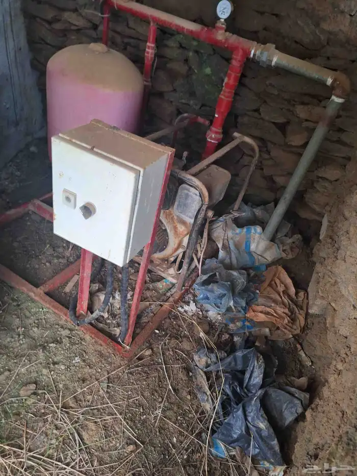 نظام مضخة غاطس مع خزان ضغط ولوحة تحكم 0