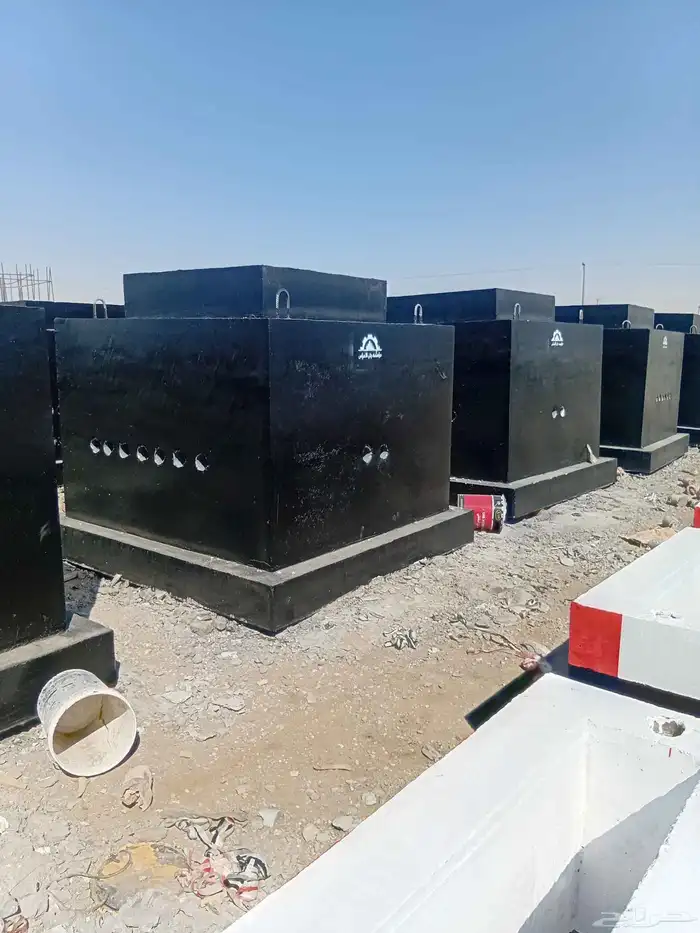 حواجز خرسانية وزينة حدائق 7