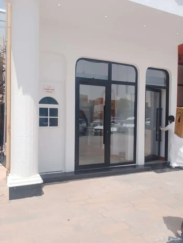 مقاول نجار عظم وتشطيبات لياسه وبلاط ودهان وترميم 1