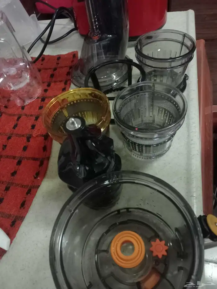 خلاطه عصيرات للبيع مستعمله السعر تحت السوم 0