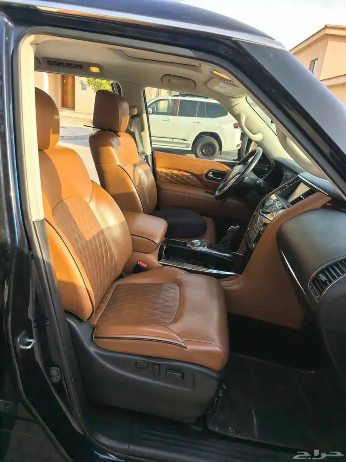 انفينيتي QX 80 13