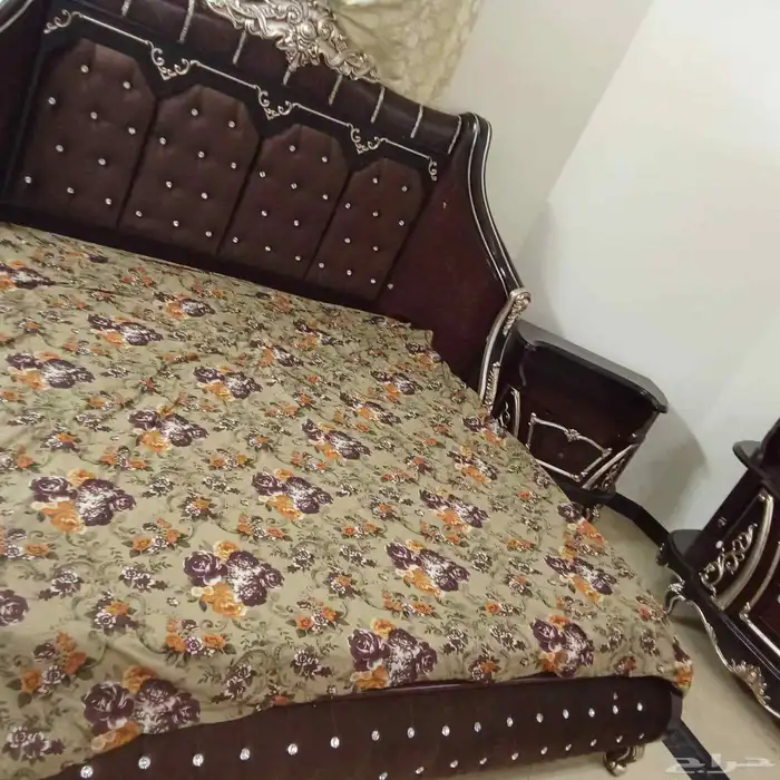 غرفة نوم وكنب 1