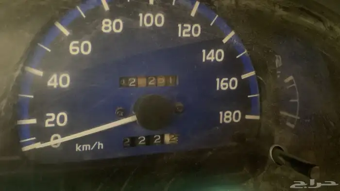 هايلكس 2002نضيفه جدا 7