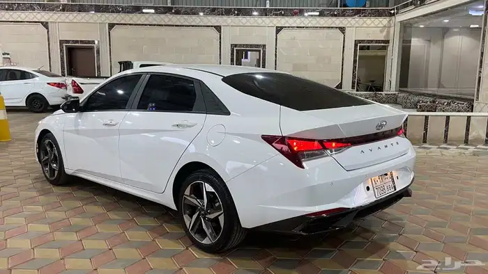 النترا بنزين 2021 بصمه شاشه وارد كوريا بحالة الوكالة 5