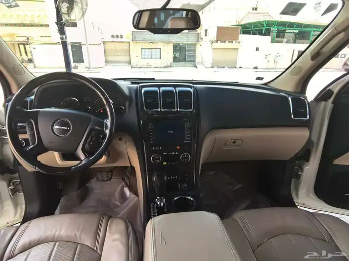 GMC ACADIA DENALI 2012 اكاديا دينالي 17