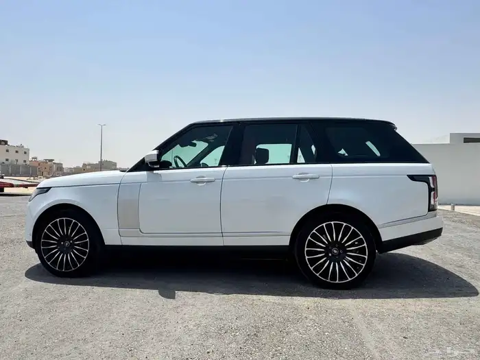 رانج روفر موديل 2018 بسعر 220 5