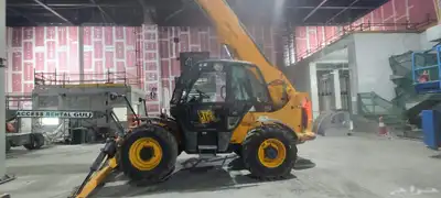 Forklifts Cranes And a caesar turnip Marleft jcb crane  JCB index