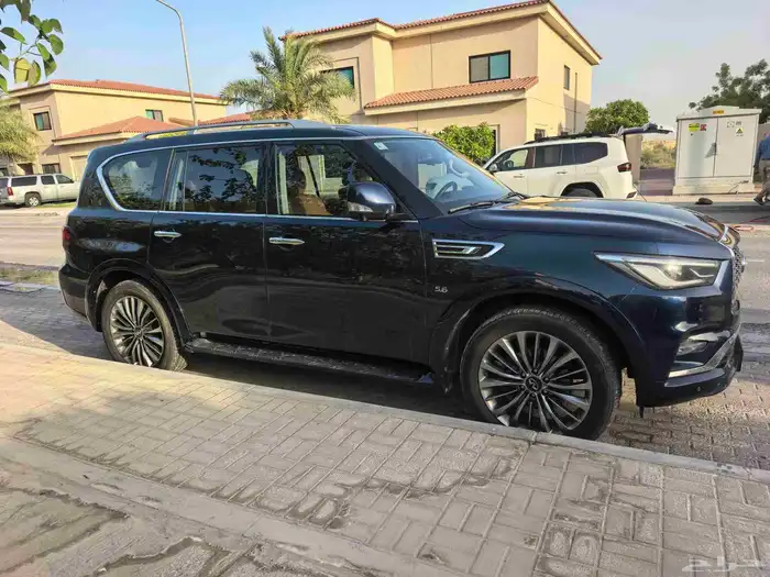 انفينيتي QX 80 6
