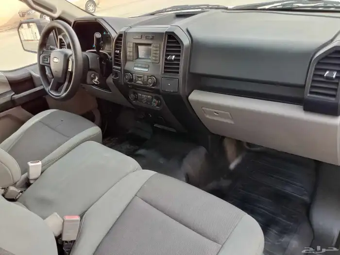 فورد ( 2018 ) f150 بدون دبل V6 بنزين نظيف حدا 18