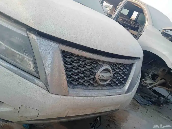 نيسان 0