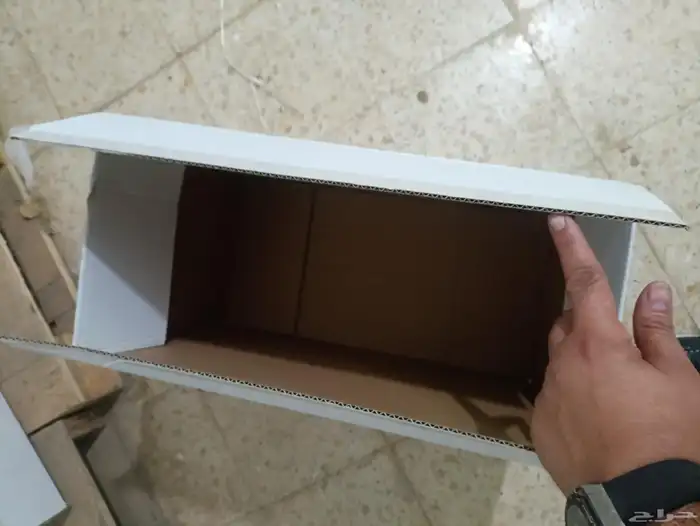 كراتين حجم وسط للبيع سعر الحبه 7.5 ريال 2