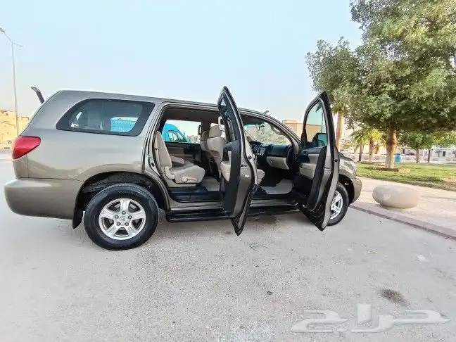 سيكويا 2012 دبل ثلاجه بدي وكاله محركات شرط 44