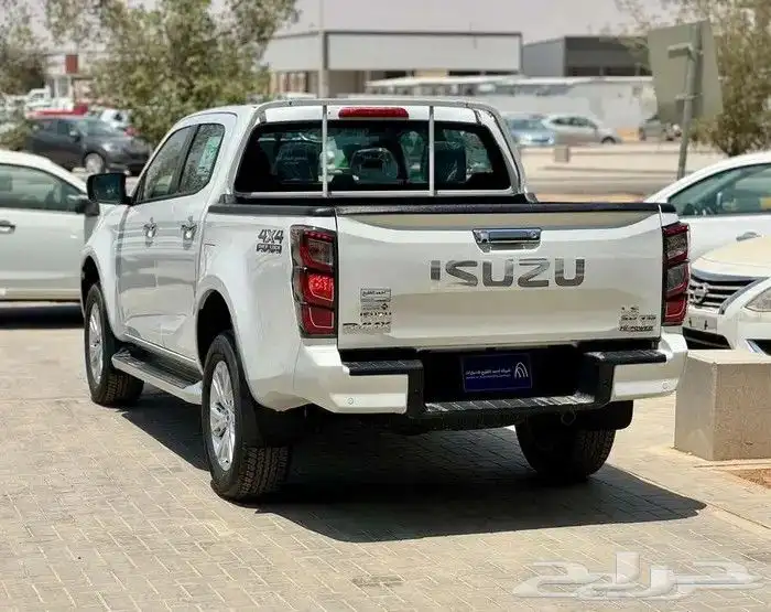 ايسوزو ديماكس 2025 __ LS بأفضل سعر 4