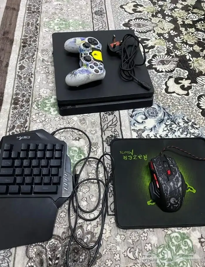 ابلشتيشن فور نضيف جيدا جديد 0