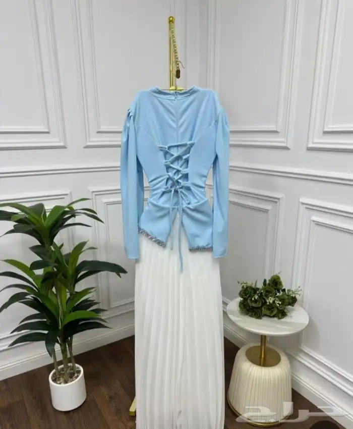 فستان كسر ناعم سماوي وأبيض 0