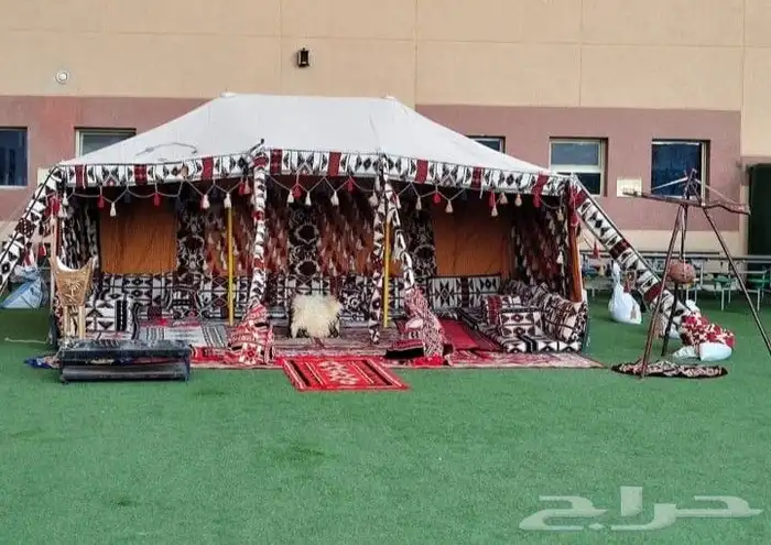 تاجير طاولات وكراسي 0