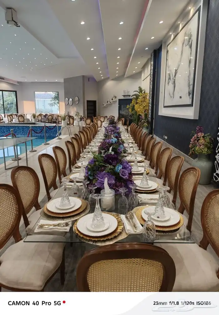 تنسيق كراسي وطاولات طعام ريفيه وشفافه 0