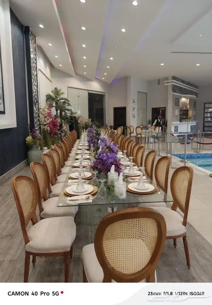 تنسيق كراسي وطاولات طعام ريفيه وشفافه 1