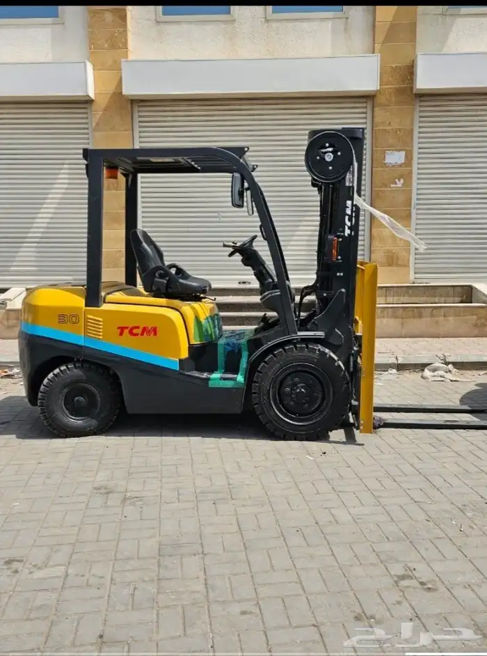 فور كلفت للايجار اليومي والشهري جميع الاحجام 0