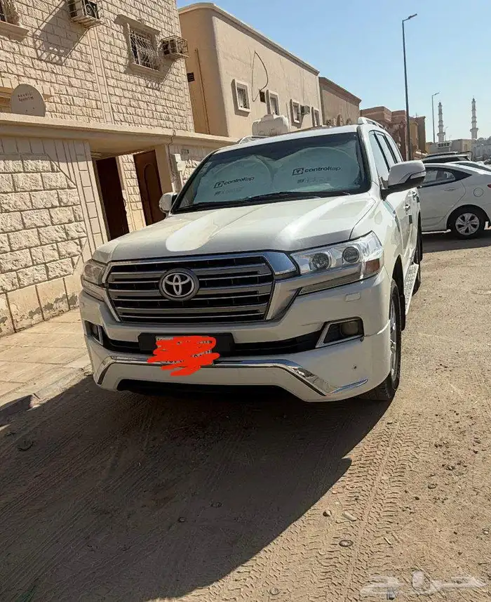 تويوتا لاندكروزر 2018 1