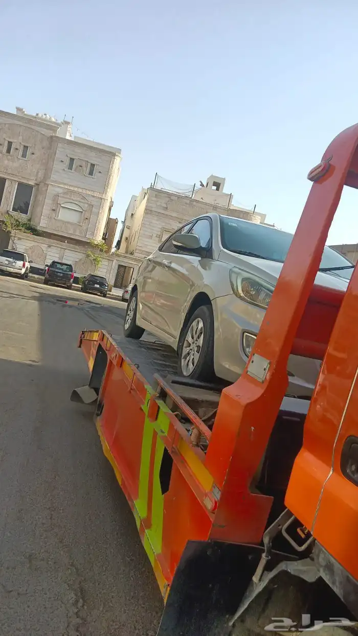 سطحه جده لنقل السيارات العطلانه والمصدومه 0