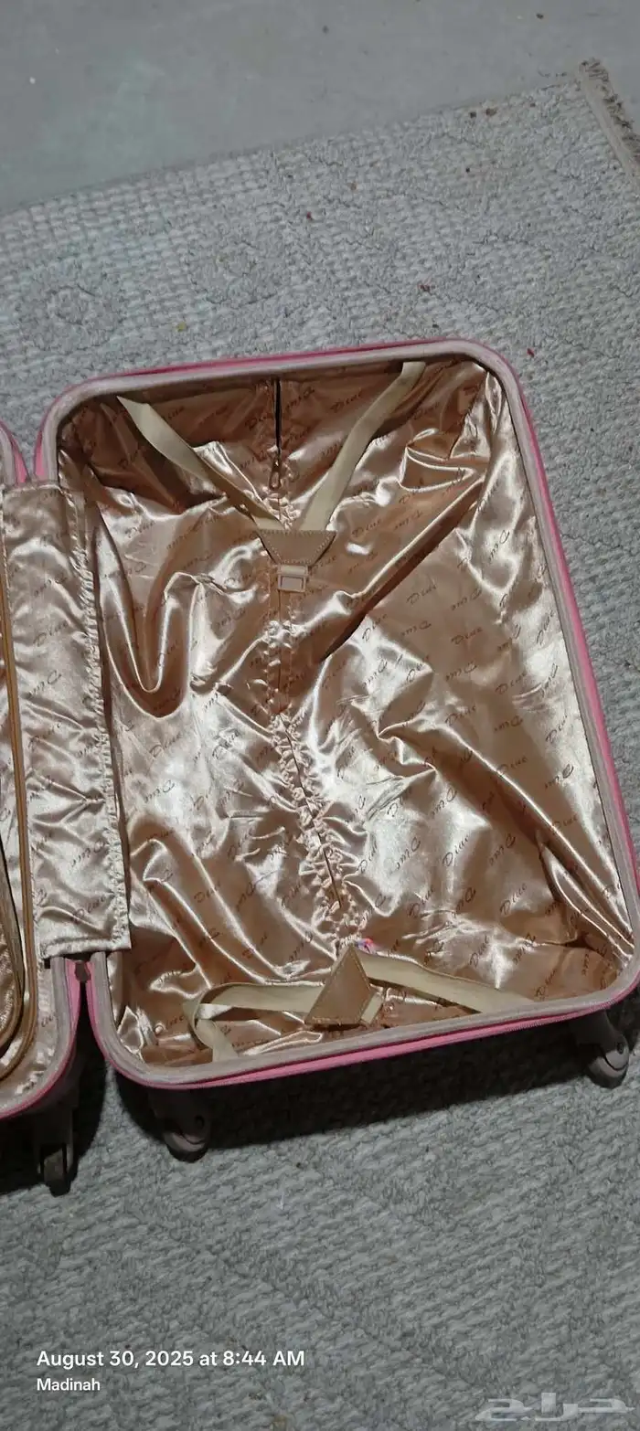 2 Large and medium size trolley bags 1