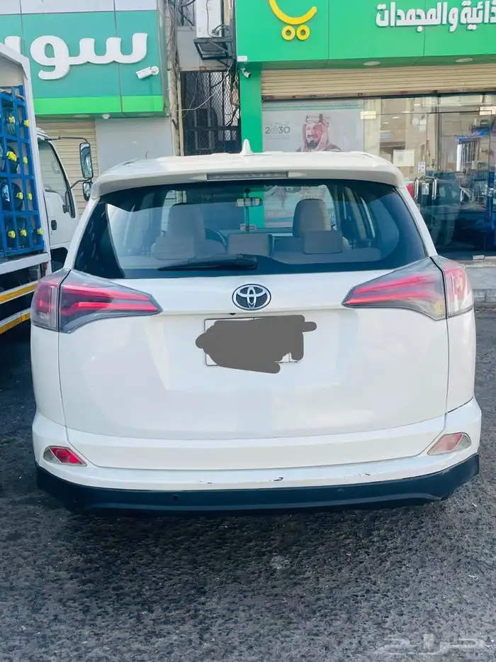 TOYOTA RAV4 2017 1