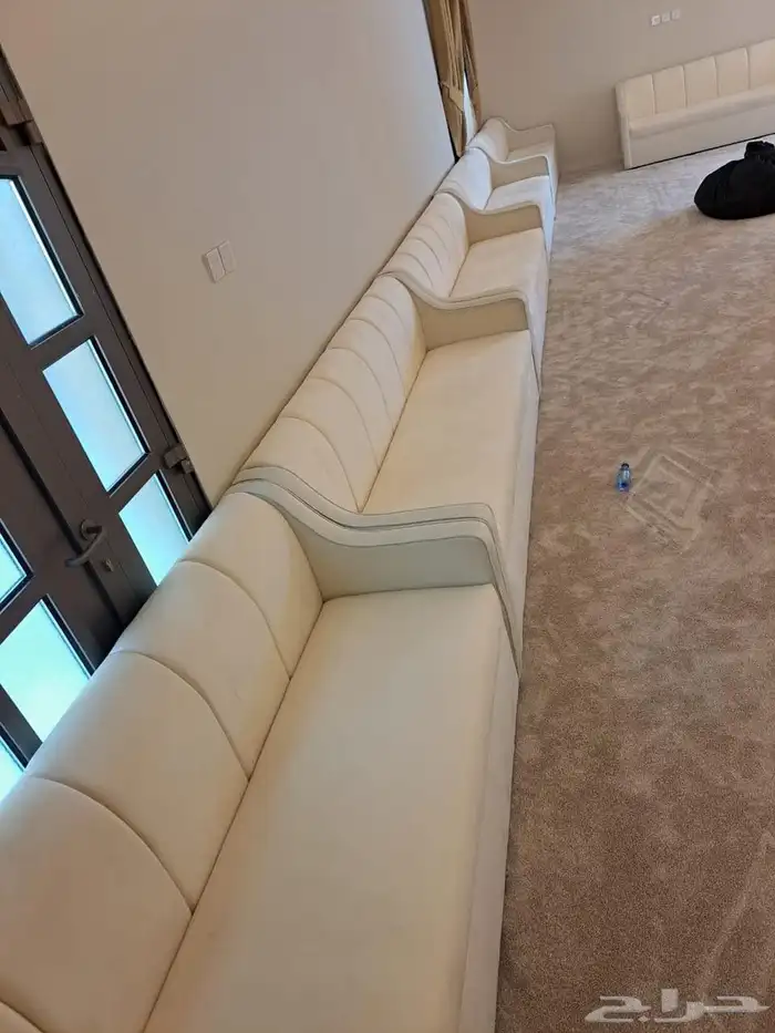 تاجير كنب تاجير طاولات وكراسي تاجير مكيفات 0
