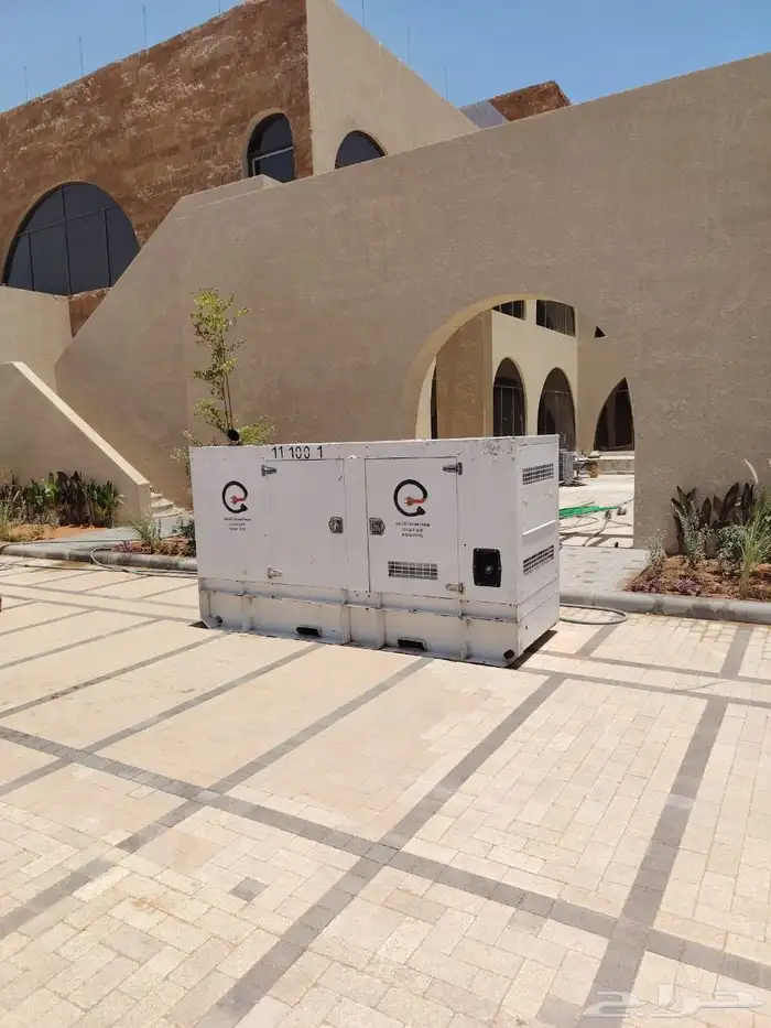 مولدات كهرباء وابراج انارة ايجار 0